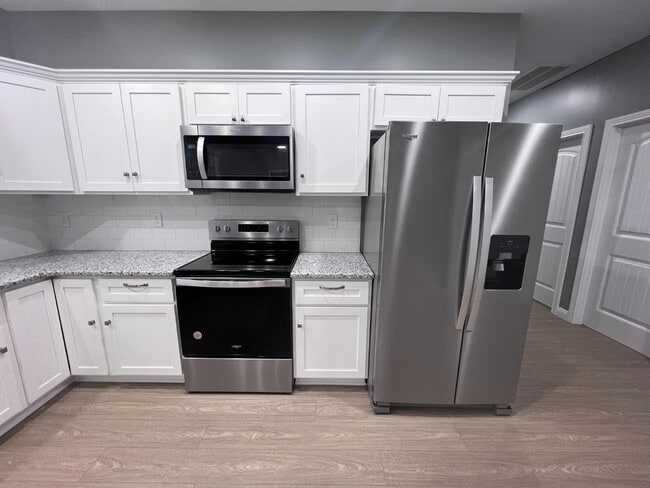 Foto del edificio - 235 Guthrie Dr