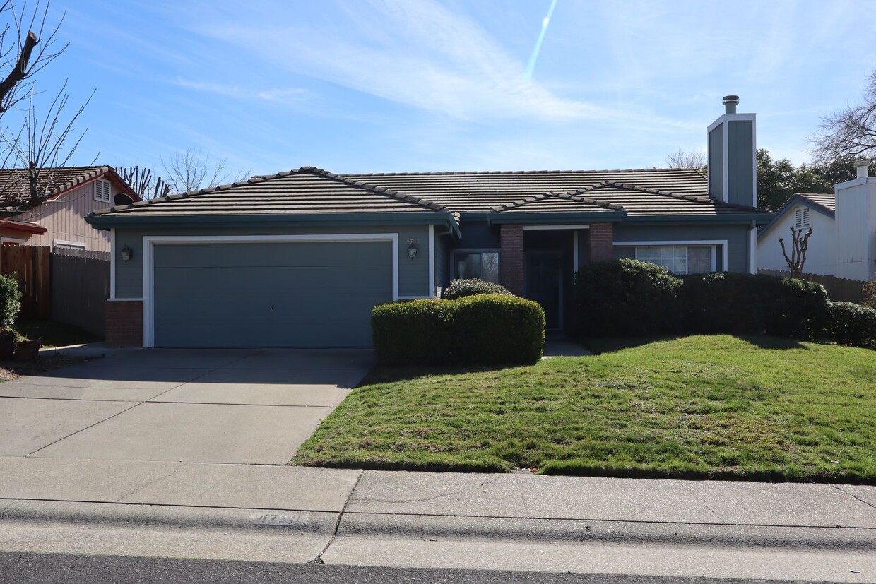 Primary Photo - Beautiful Home in Rocklin