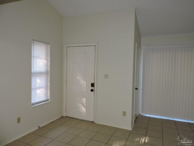 Foto del edificio - 3145 Cedarwood Village Ln