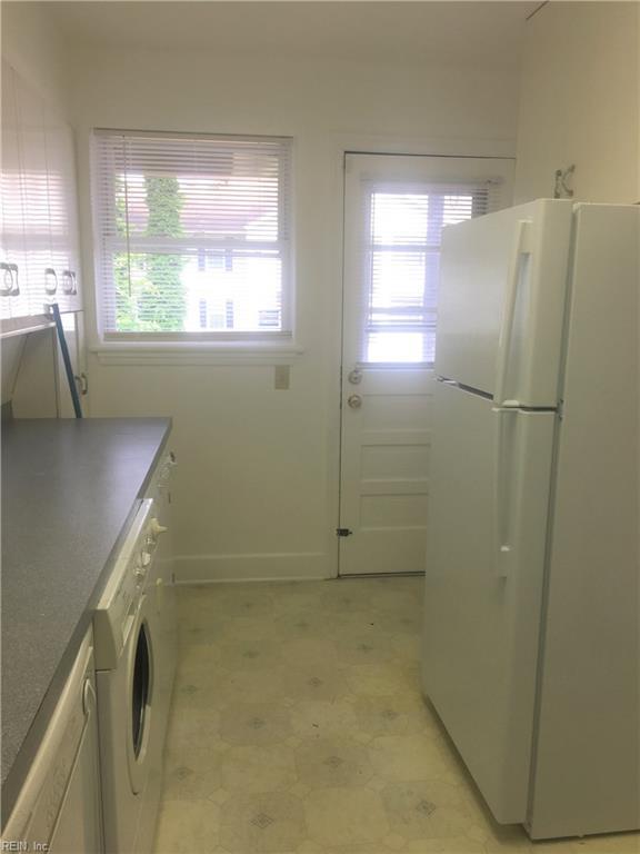 7705 N Shirland Ave Unit B4, Norfolk, VA 23505 Condo for Rent in