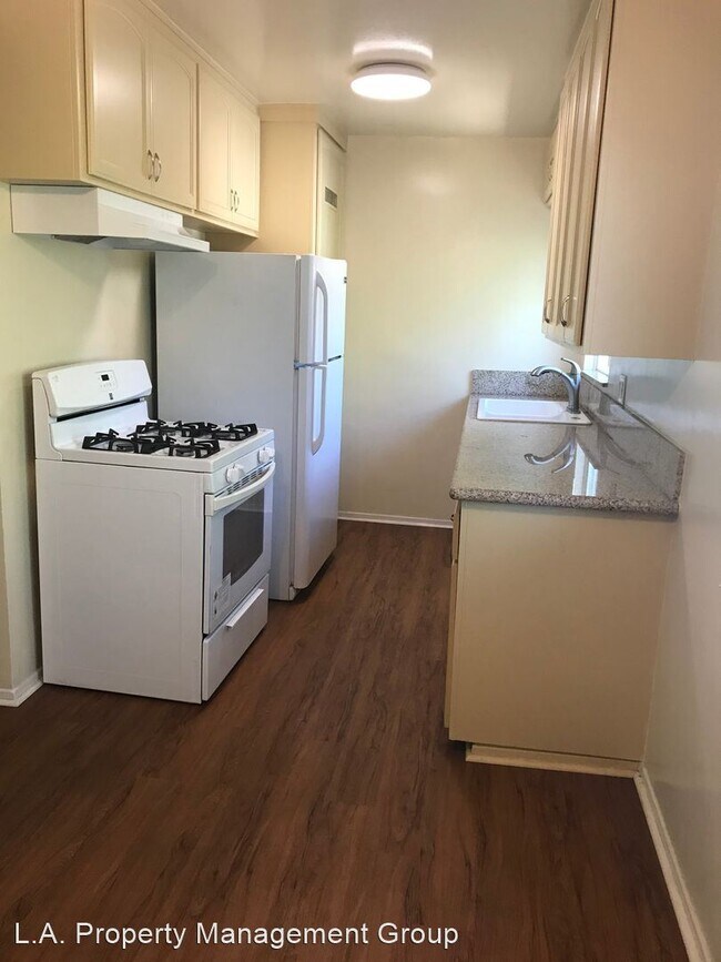 Foto del edificio - 2707 Pomeroy Ave