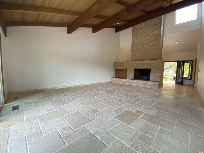 Building Photo - 5455 Bennett Valley Rd