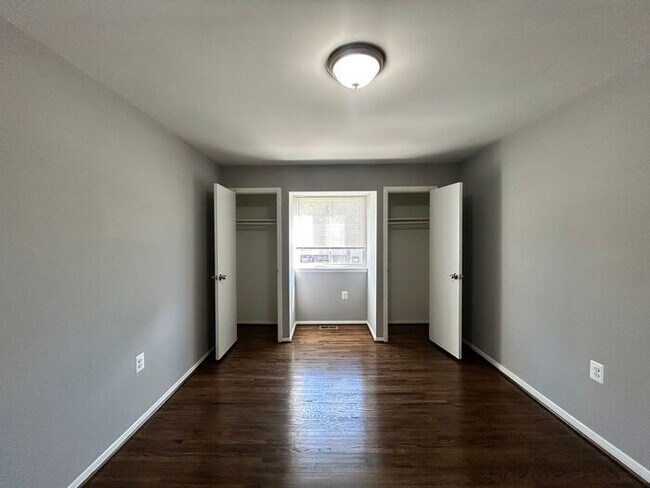 Foto del edificio - 3 Bedrooms 3.5 Bathrooms Townhome