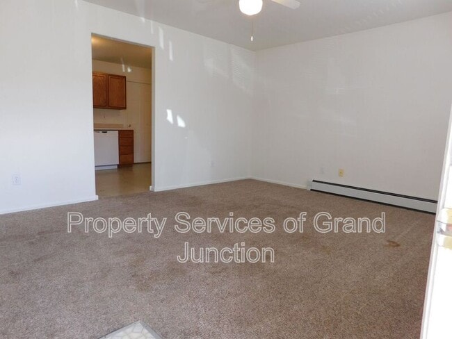 Building Photo - 434 Pendleton St