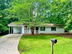 Building Photo - 3 Log Ct Building Photo - 3 Log Ct