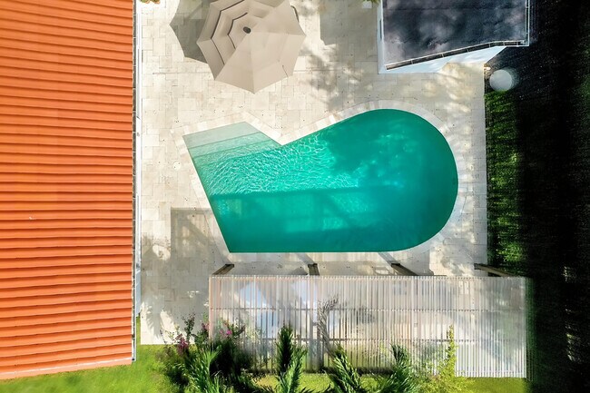 Foto del edificio - 724 NW 4th St
