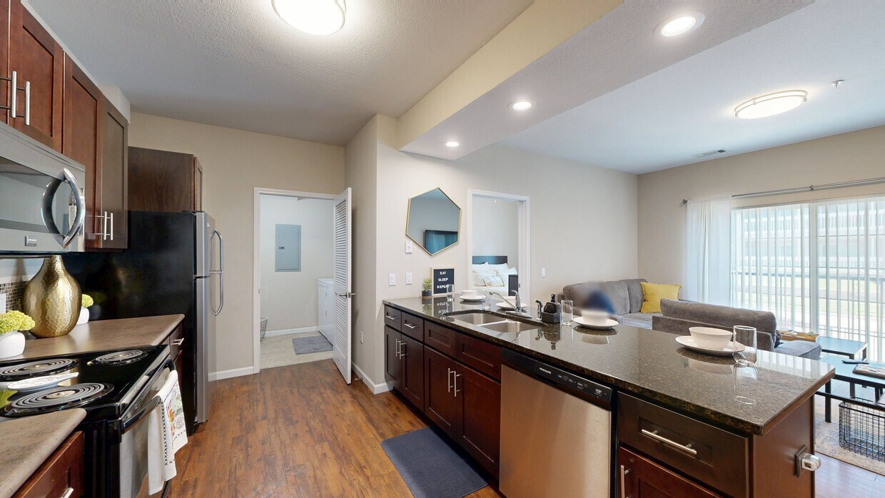 Photo - Maywood Apartments