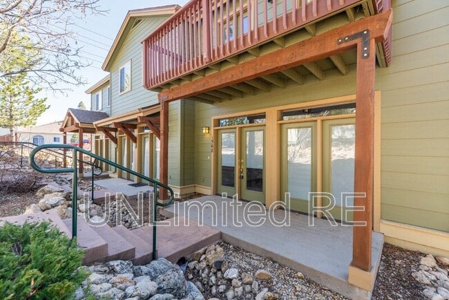 Building Photo - 1568 E Sejarez Way