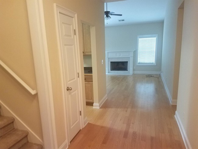 Foto del edificio - 1060 Brookshire Court