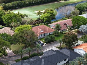Building Photo - 4934 NW 94th Doral Pl