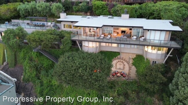Foto del edificio - 5 br, 4.5 bath House - 60 Atwood Avenue