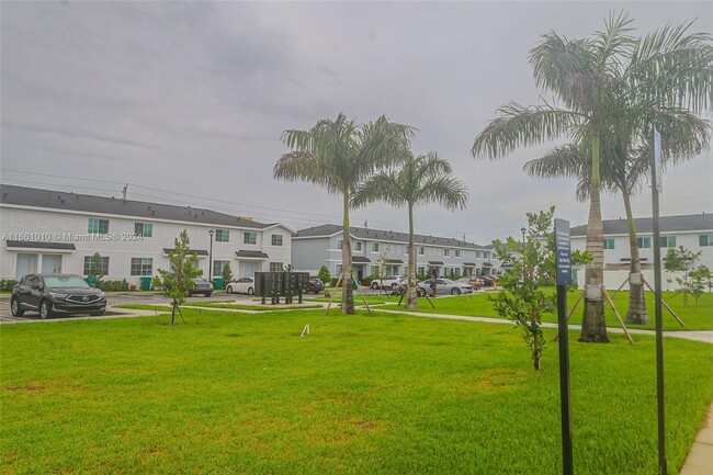 Foto del edificio - 1036 NW 5th Terrace