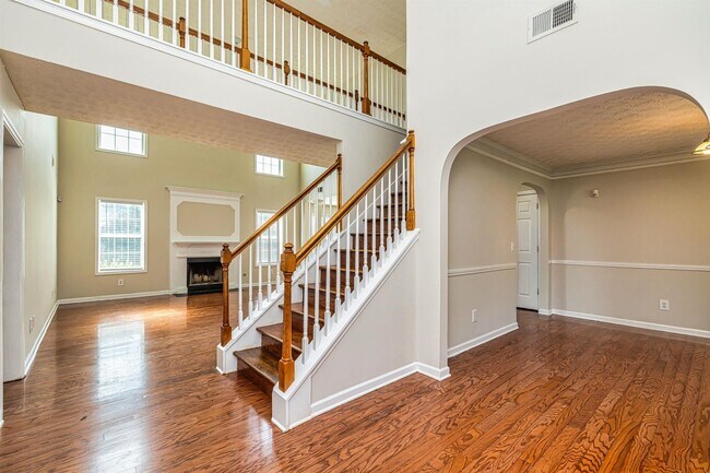 Foto del edificio - 1190 Folkstone Dr