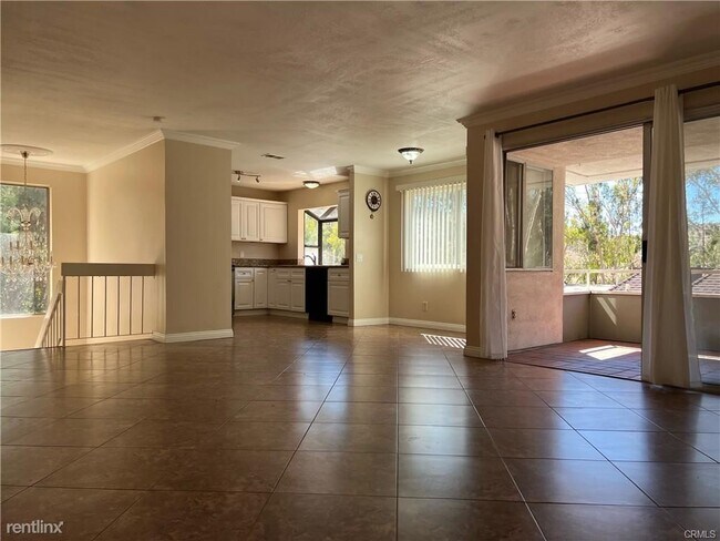 Building Photo - 3 br, 2 bath Townhome - 22042 Caminito Vino