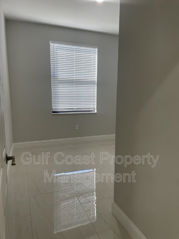 Foto del edificio - 674 Windermere Dr