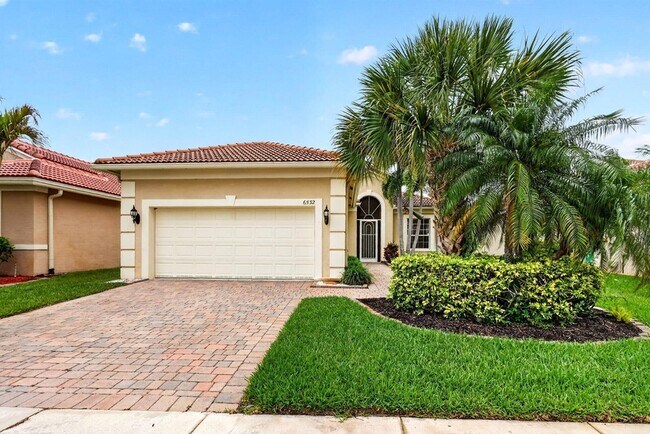 Foto del edificio - 6532 SE Broadmoor Ln