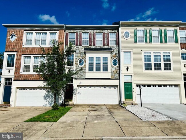 Foto del edificio - 16811 Sweeney Ln