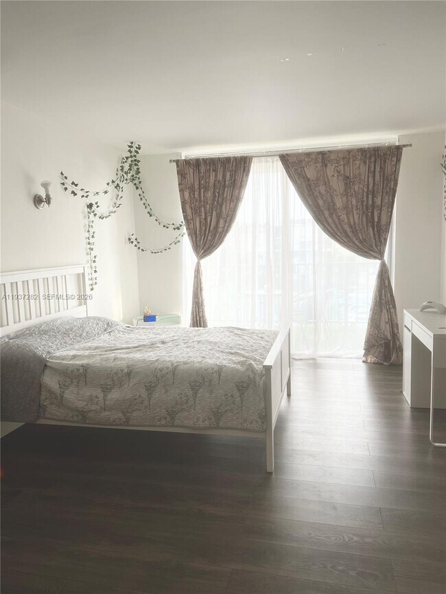 Foto del edificio - 2001 Atlantic Shores Blvd