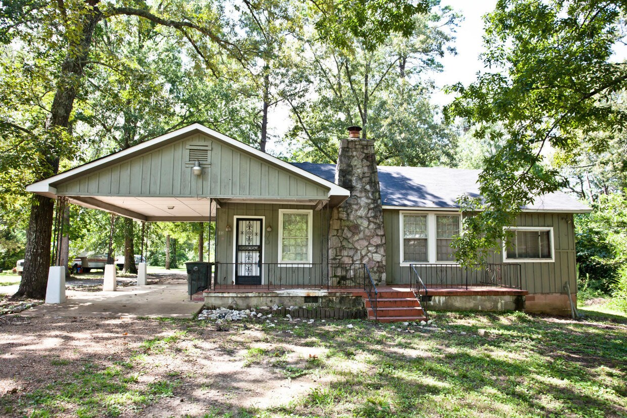 Primary Photo - 1823 Jenkins Rd