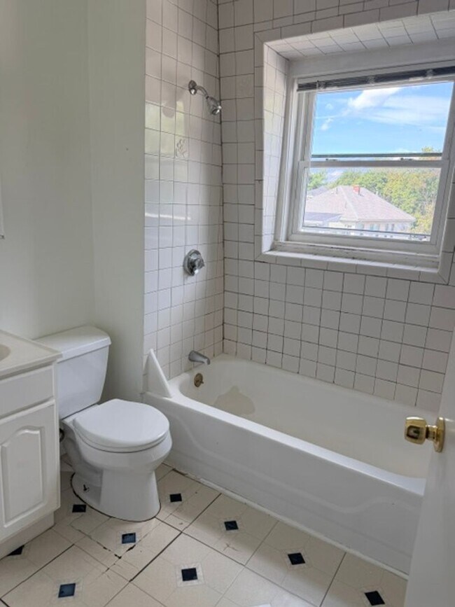 Foto del edificio - 290-292-292 Lincoln St