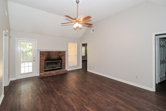 Building Photo - 5686 Richburg Ave