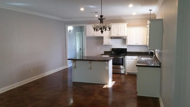Foto del edificio - 2635 Magnolia Ln