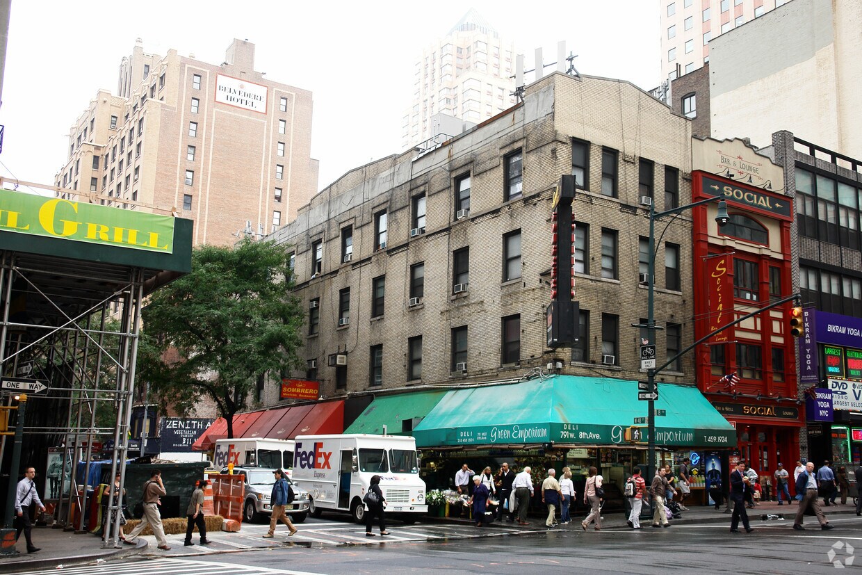 Building Photo - 791 8th Ave