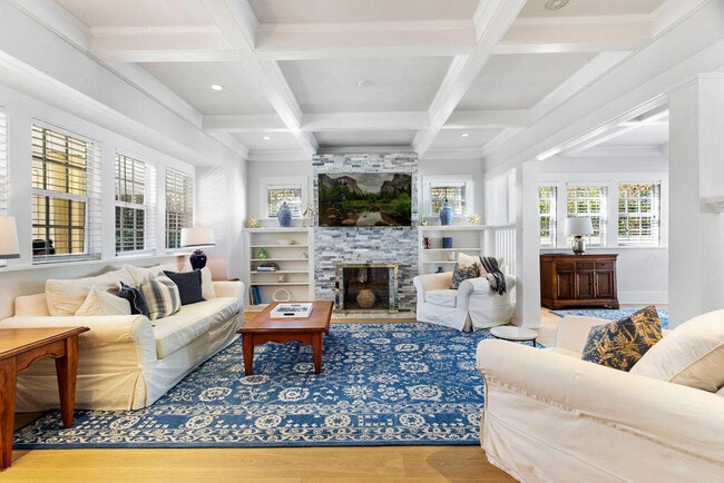 Building Photo - 141 Australian Ave