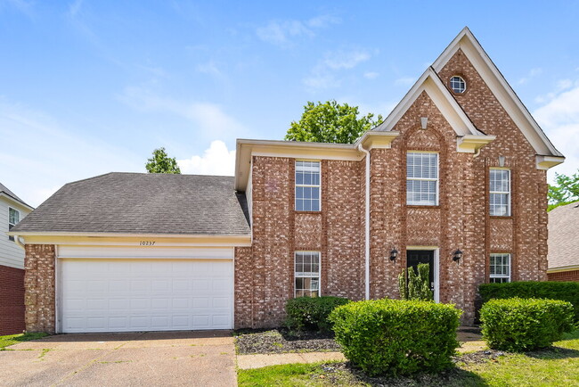 Building Photo - 10237 Green Moss Dr N
