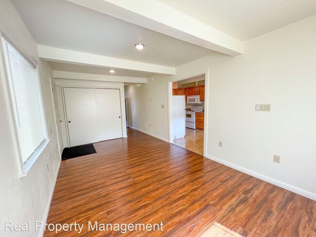 Building Photo - 4 br, 2 bath House - 1703 Cecil Avenue