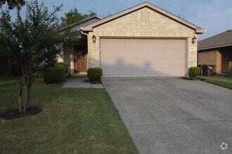 Building Photo - 800 Margaret Dr