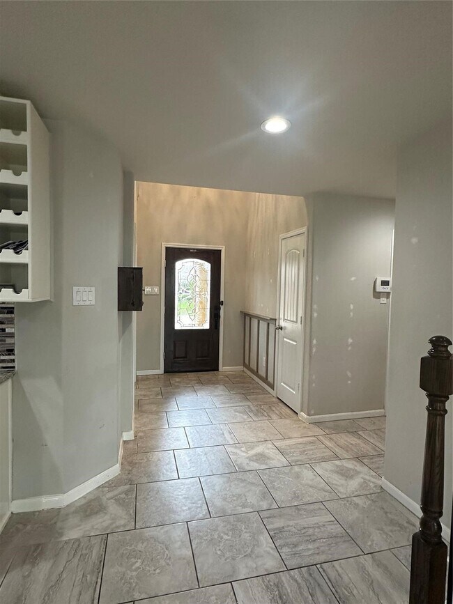 Foto del edificio - 4002 Spurwing Ln