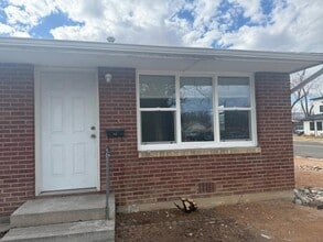 Building Photo - 1420-1430 N 15th St