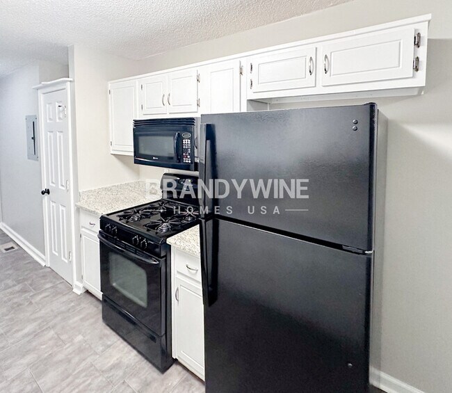 Foto del edificio - 201 Brooke Dr