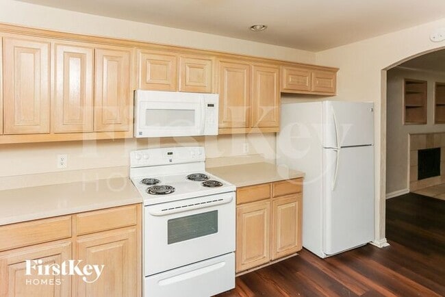 Building Photo - 5305 Jordan Ridge Dr
