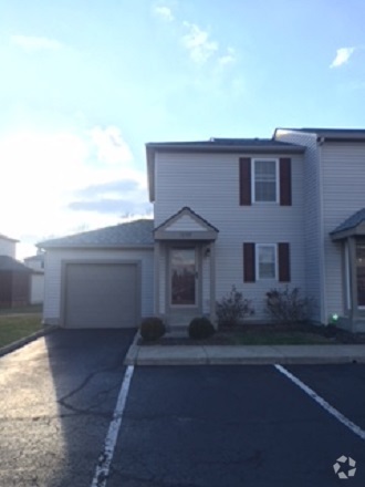 Building Photo - 1695 Blackhorse Ln