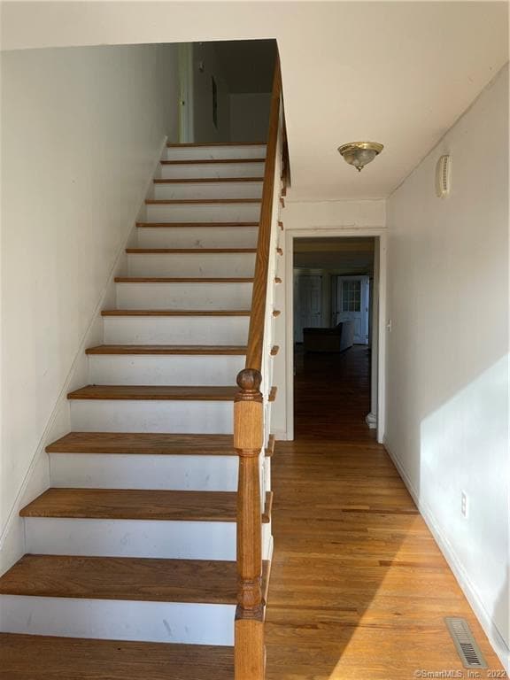 Building Photo - 139 Hewitt Rd