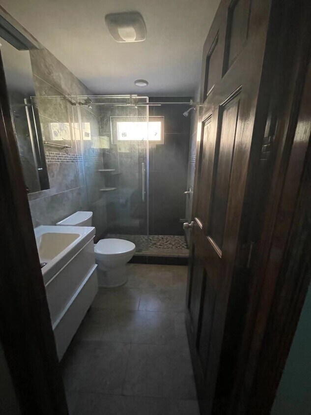 Foto del edificio - 1231 N 15th St