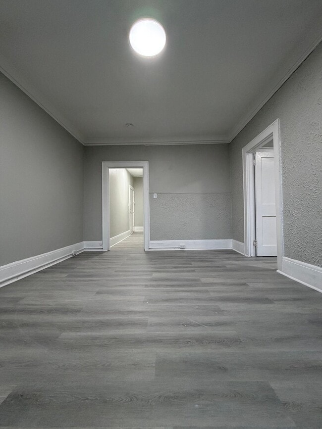Building Photo - 418 Watchung Ave