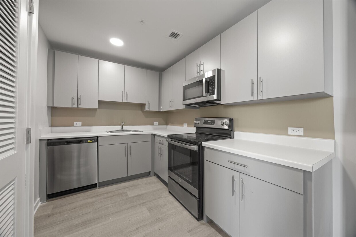 Foto principal - 56 Prospect St