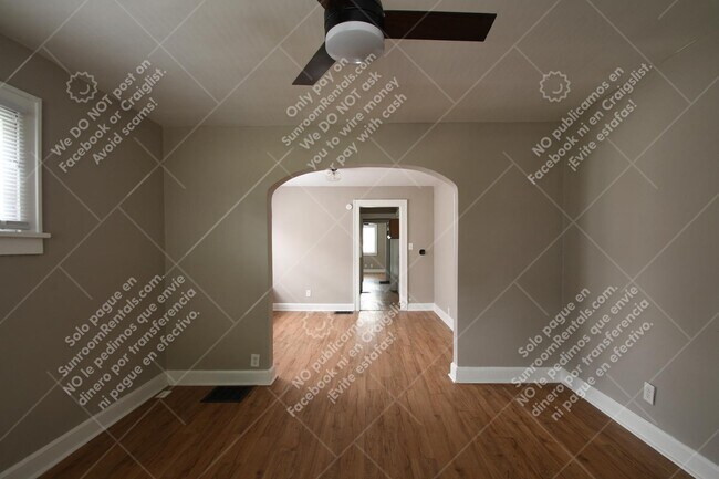 Foto del edificio - 908 N Bosart Ave