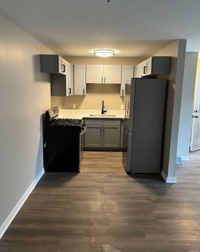 Foto principal - 1600 Light Road Unit 107 Oswego, IL 60543