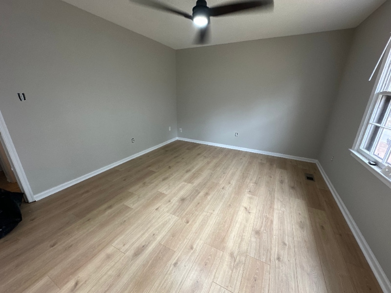 Building Photo - 1405 Harth Dr