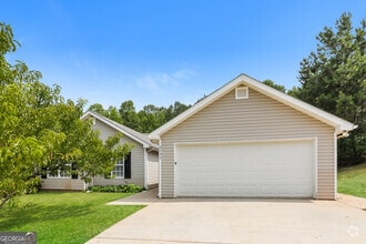 Building Photo - 2737 Glendale Dr