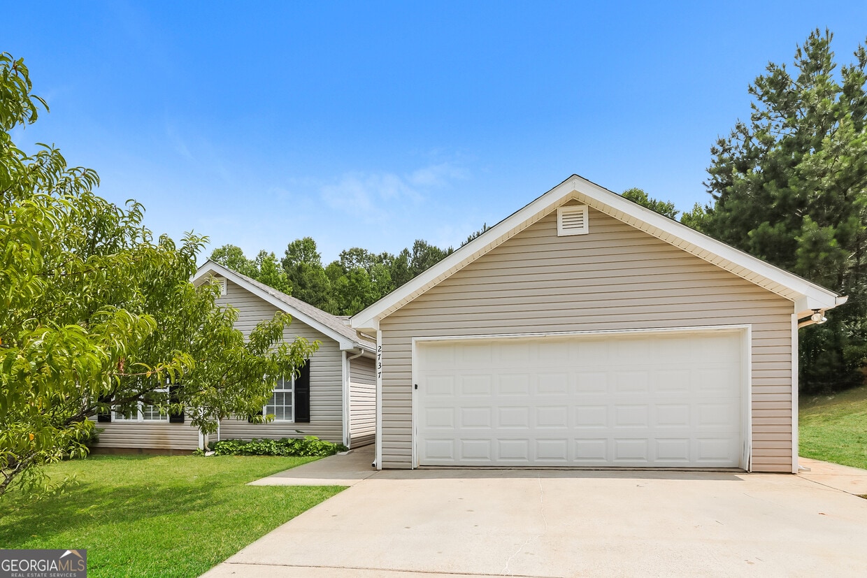 Primary Photo - 2737 Glendale Dr