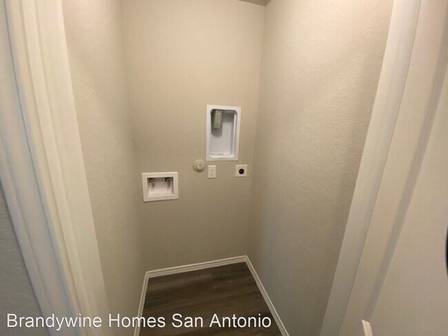 Building Photo - 3 br, 2 bath House - 7115 Winding Shelf