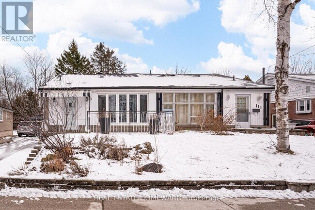 Photo du bâtiment - 113 Porchester Dr