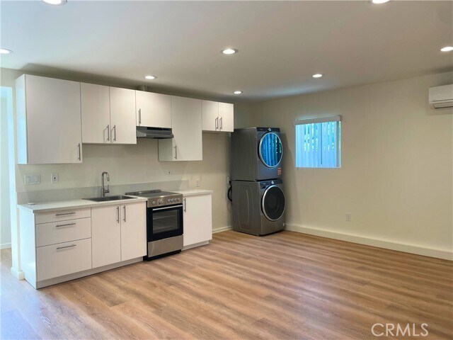 Foto del edificio - 8529 Wyngate St