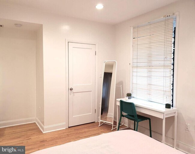 Foto del edificio - 3009 Sherman Ave NW
