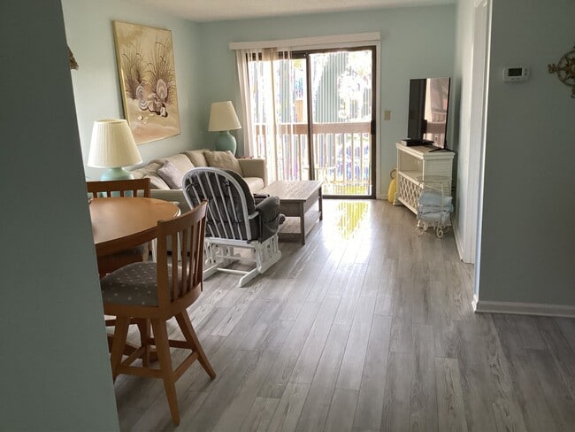 Building Photo - 880-A1A A1A Beach Blvd